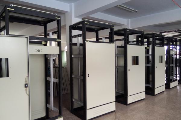 新平配电箱-配电箱如何进行分类种类有哪些